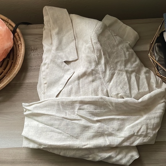 NanaMacs Cream Wide Leg Pants & Jumpsuit NWOT - Picture 6 of 6